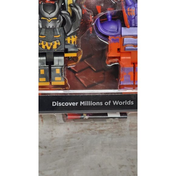 Roblox Dungeon Quest Volcanic Chambers 2 Figures & Accessories Set Exclusive - Picture 15 of 15